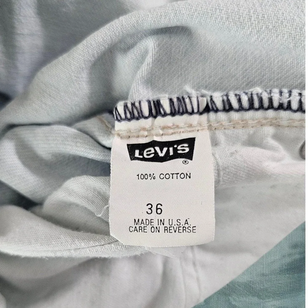 Vintage‎ 90's Levi's Silvertab Button Fly Size 36 Denim Jean Shorts